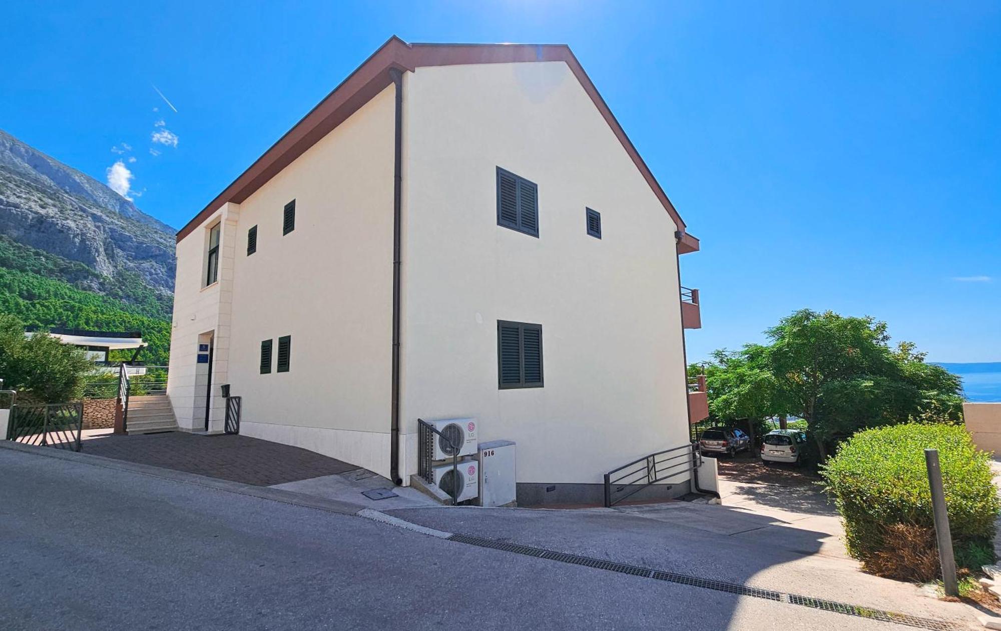 Apartments Vukovic Vanja Makarska Exterior foto